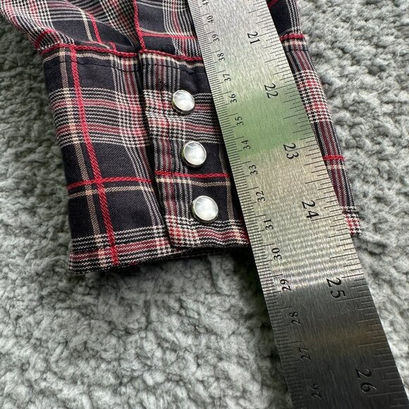 Wrangler Mens Western Shirt‎ Extra Large Red Black Plaid Long Sleeve Pearl Snap - Picture 9 of 14